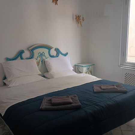 La Casa Di Rosa Apartment Sorrento Ngoại thất bức ảnh
