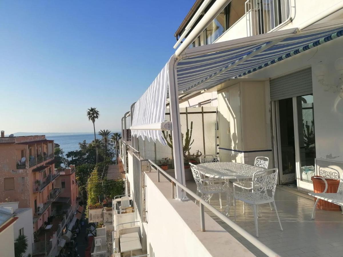La Casa Di Rosa Apartment Sorrento Ngoại thất bức ảnh