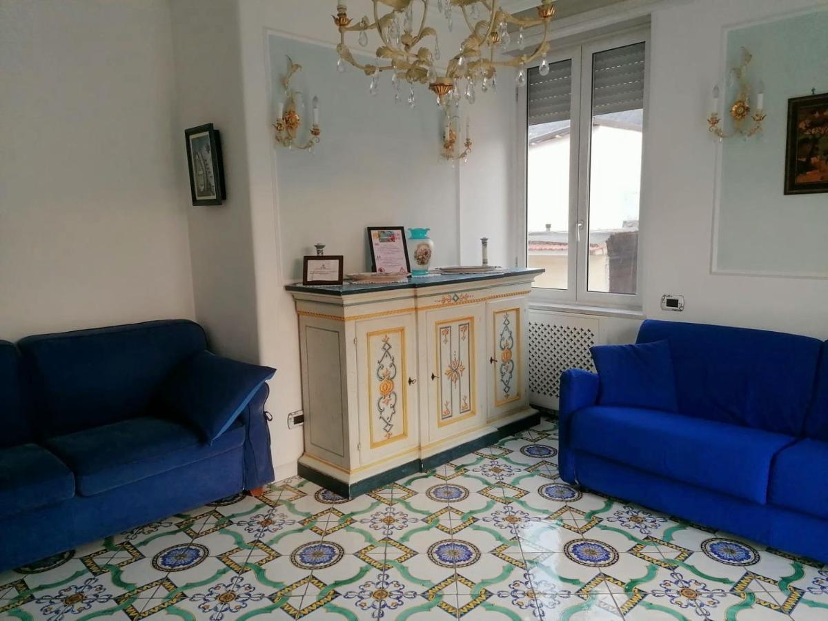 La Casa Di Rosa Apartment Sorrento Ngoại thất bức ảnh