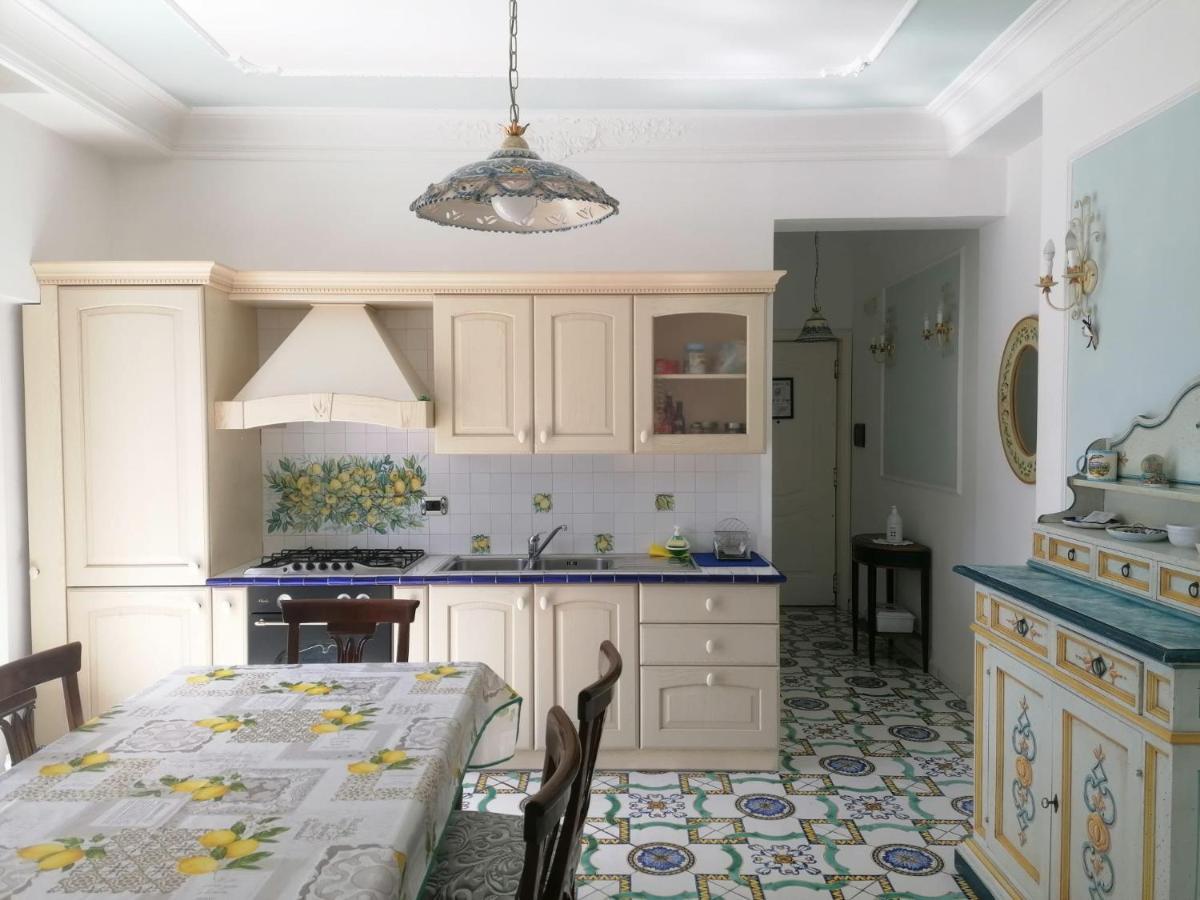 La Casa Di Rosa Apartment Sorrento Ngoại thất bức ảnh